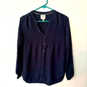 Knox Rose navy top size small